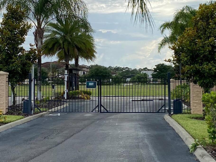 Super Comfy And Spacious 3 Bedroom 10 Minutes From Disney, With Major Shopping 4 Minutes Away 基西米 外观 照片