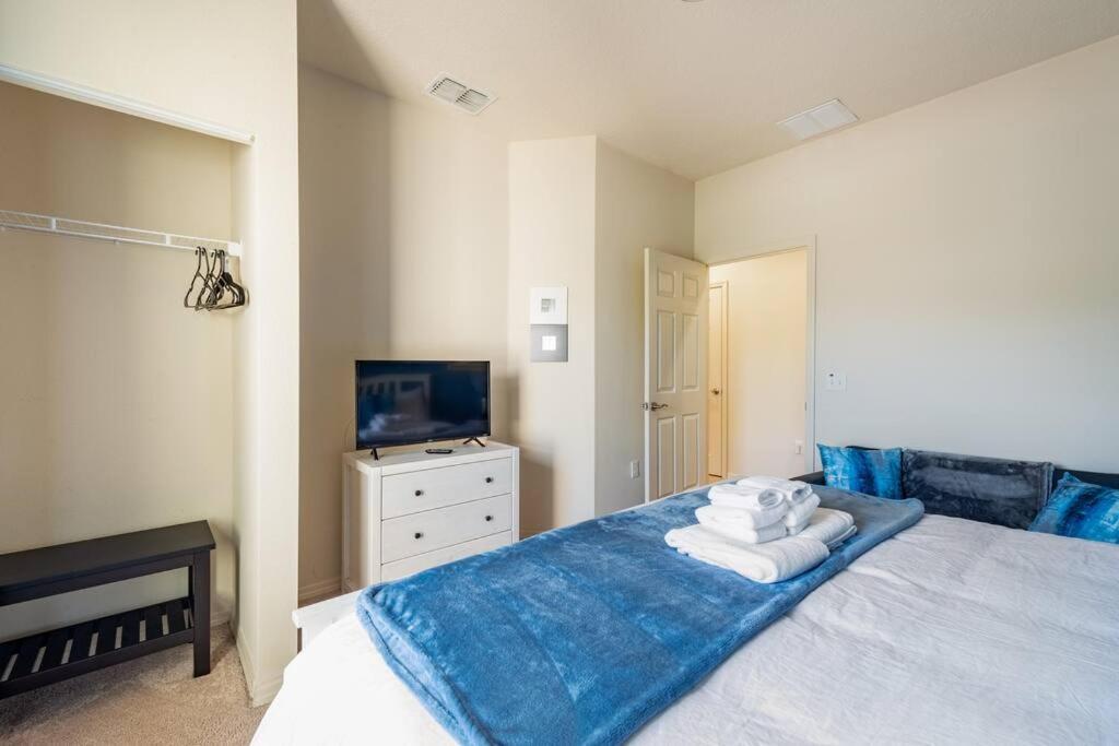 Super Comfy And Spacious 3 Bedroom 10 Minutes From Disney, With Major Shopping 4 Minutes Away 基西米 外观 照片