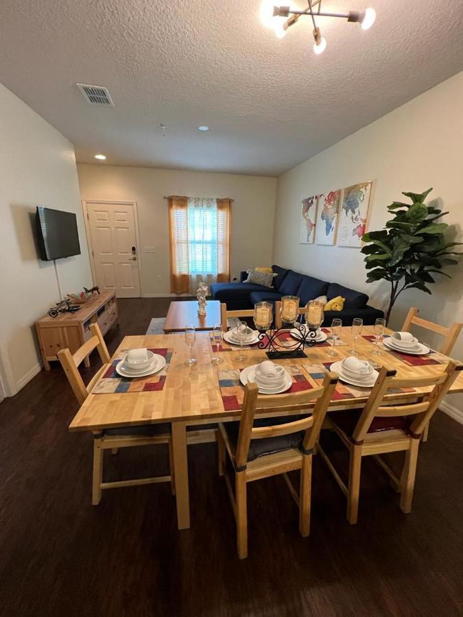 Super Comfy And Spacious 3 Bedroom 10 Minutes From Disney, With Major Shopping 4 Minutes Away 基西米 外观 照片